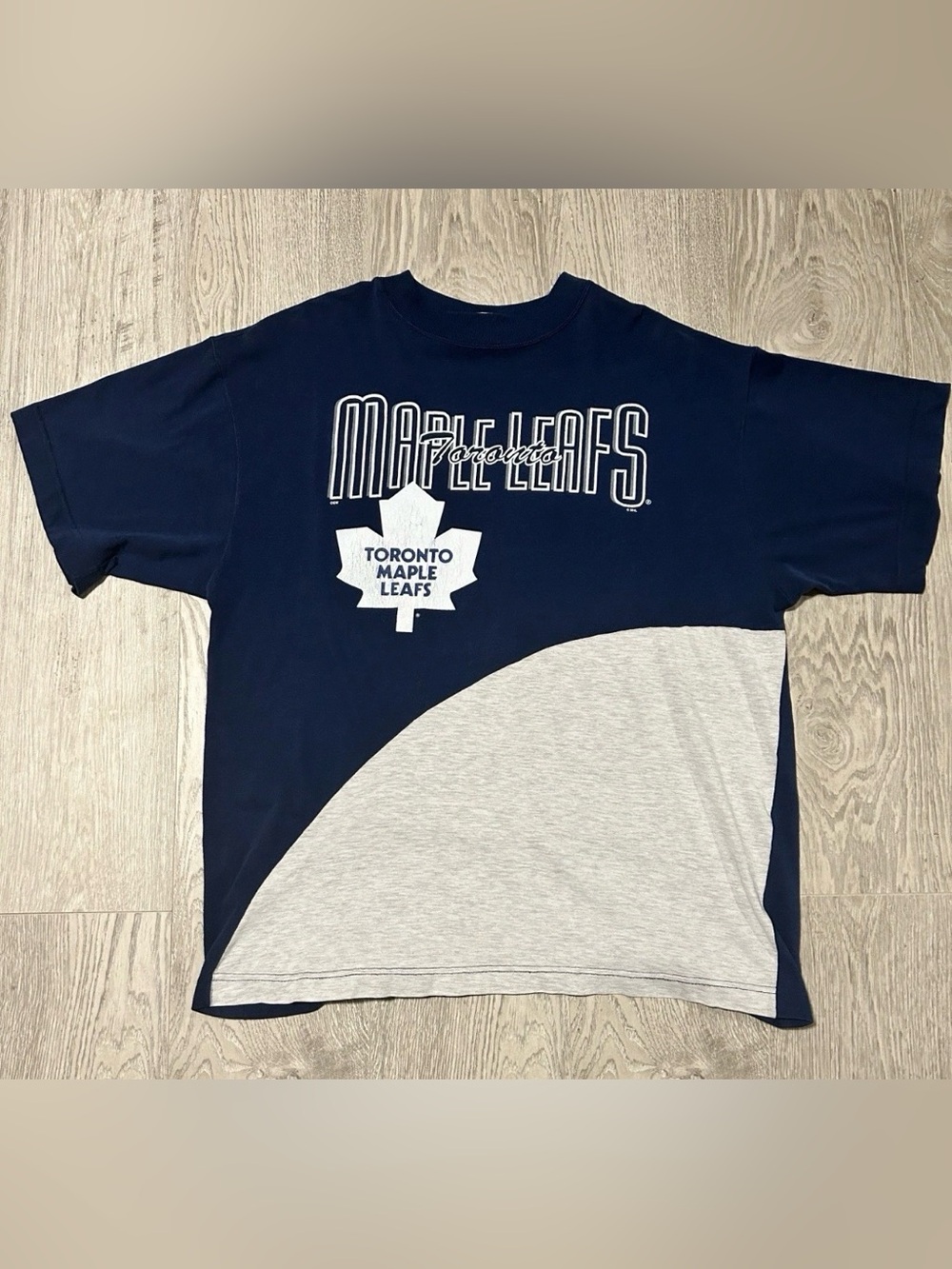 Vintage 90s Toronto Maple Leafs Colour Block Mens Blue/Grey T-Shirt